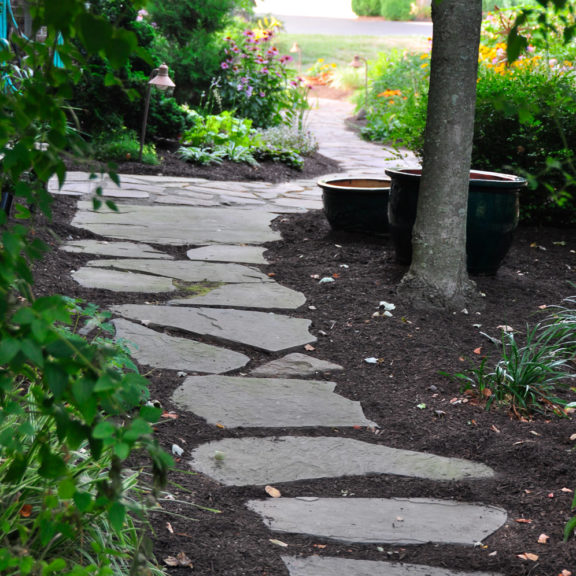 Flagstone Walkways & Pathways | Naturescapes Landscape Specialists